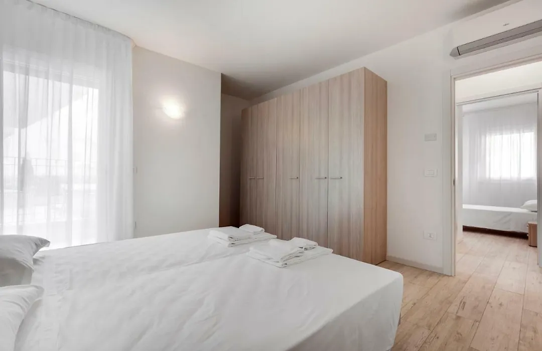 Venice Golf Residence-1
